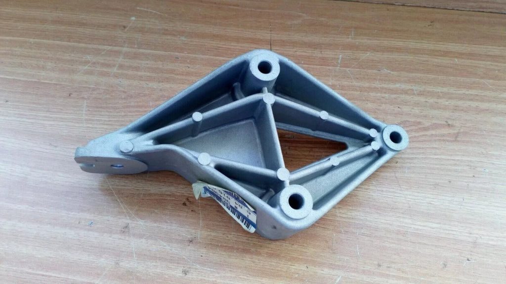 Engine Mount Bracket Left fits Opel Vauxhall Vectra B X25XE Y26SE 90498430 View Front