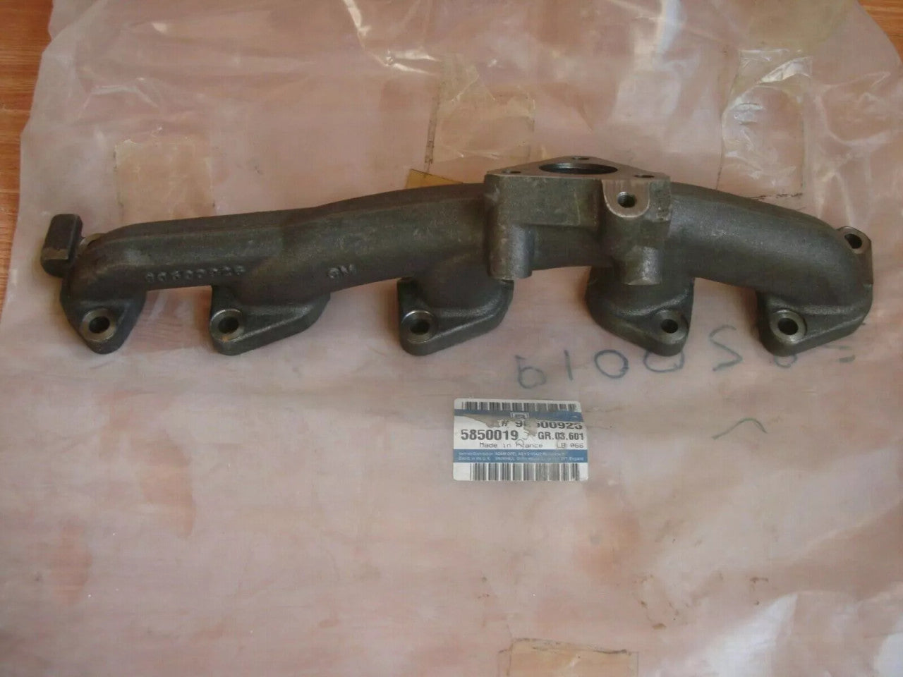 Exhaust Manifold fits Opel Vauxhall Sintra Omega B Frontera B Astra G Diesel 90500926 View Front