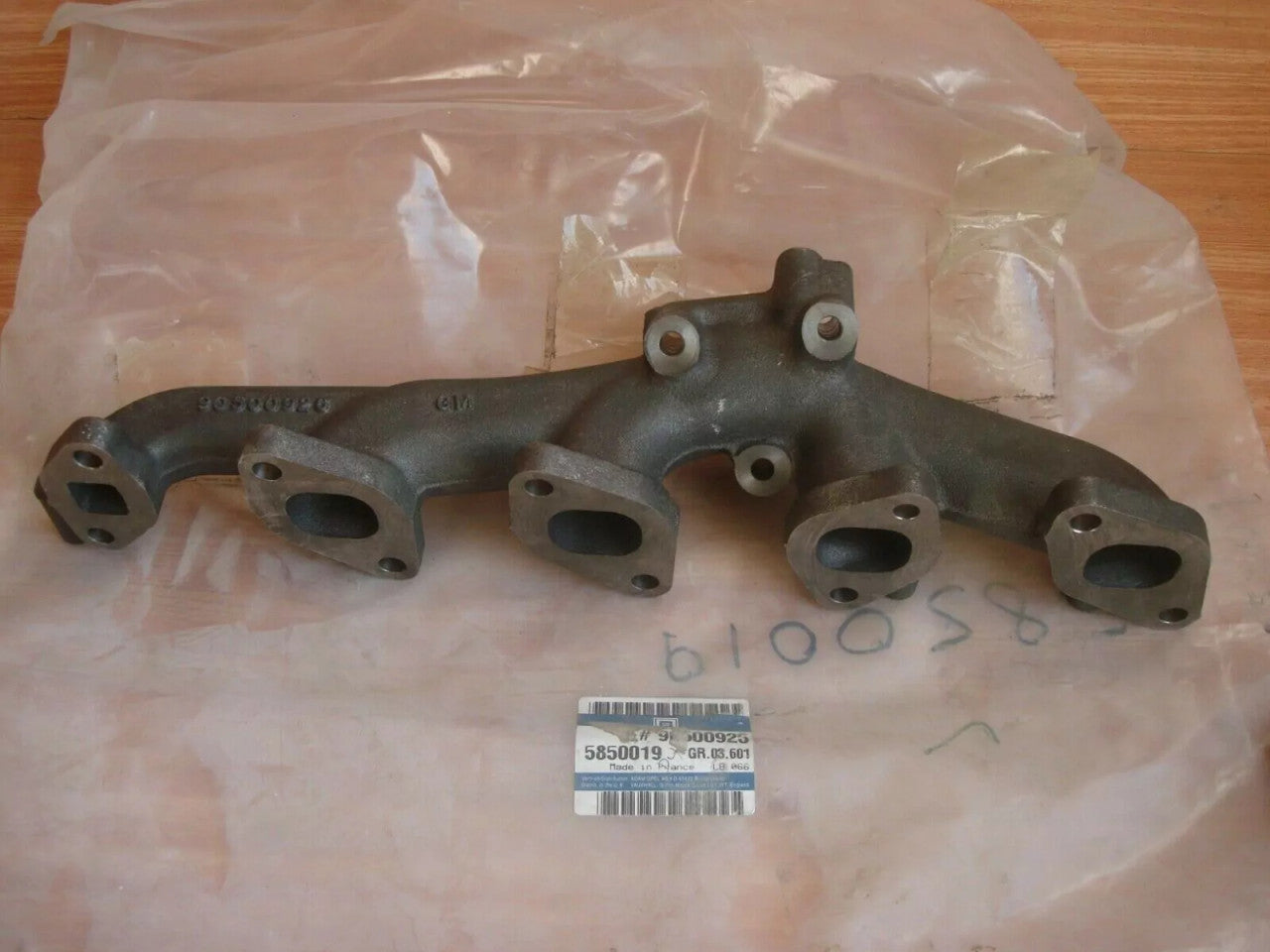 Exhaust Manifold fits Opel Vauxhall Sintra Omega B Frontera B Astra G Diesel 90500926 View Rear