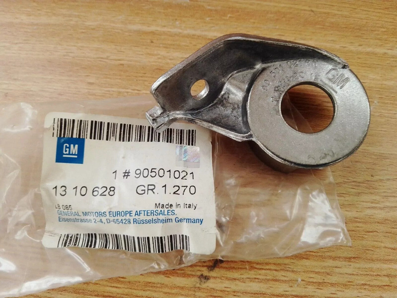 Radiator Bracket Front Upper Right fits Opel Vauxhall Vectra B 90501021 View Rear