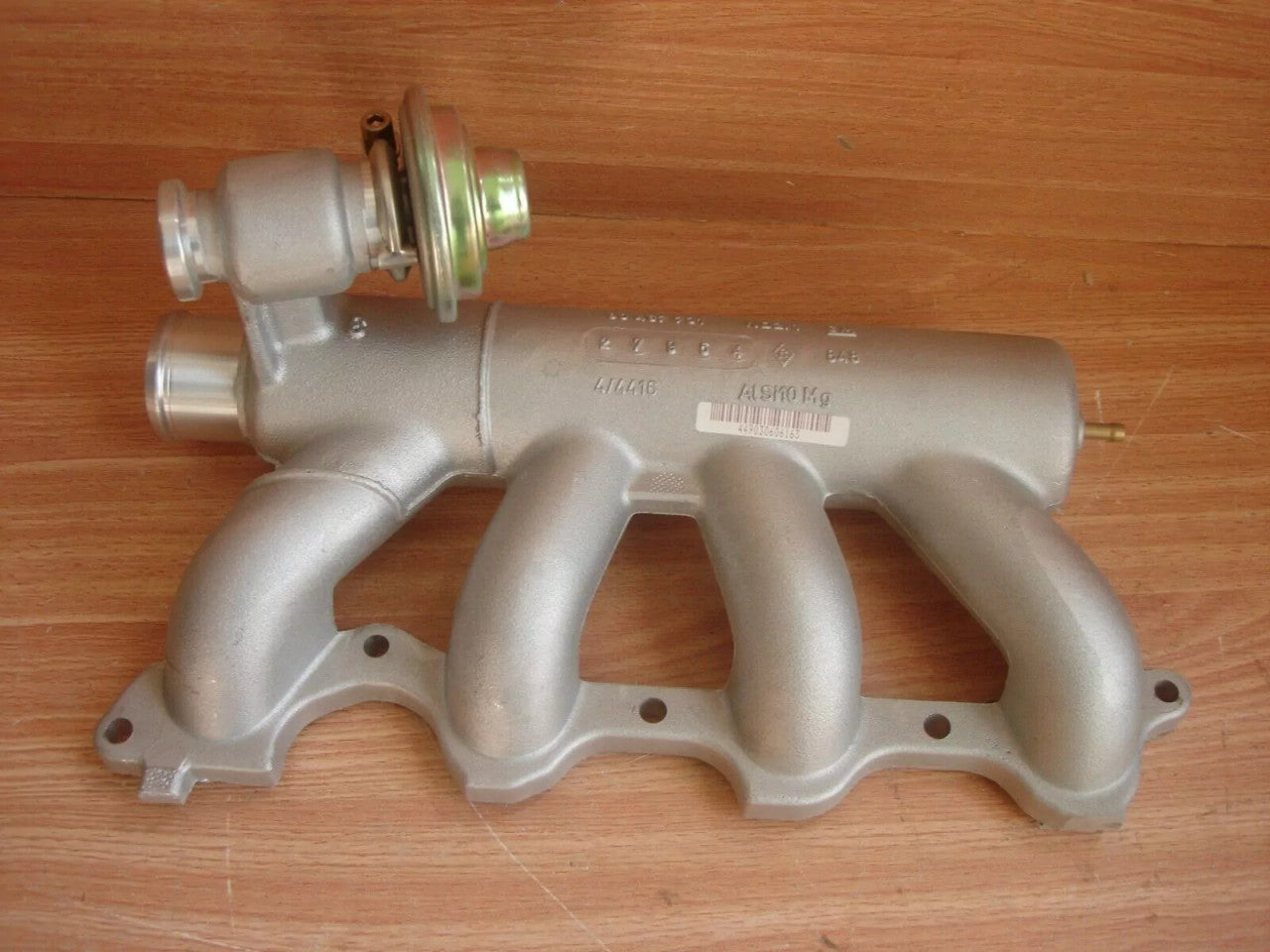 Intake Manifold fits Opel Vauxhall Astra F X17DTL 90501466 Genuine View Front