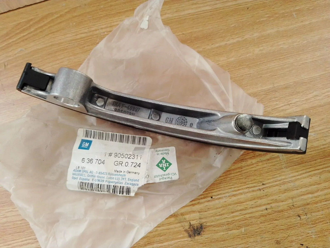 Timing Chain Guide Upper fits Opel Vauxhall X20 Y20 Y22 Diesel 90502311 Genuine View Rear