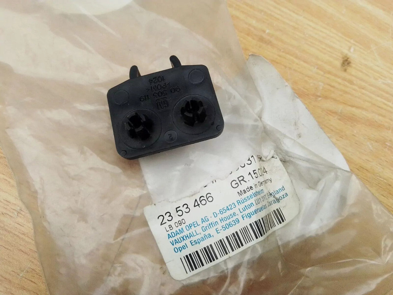 2x Parcel Shelf Clip fits Opel Vauxhall Vectra B 90503119 Genuine View Rear