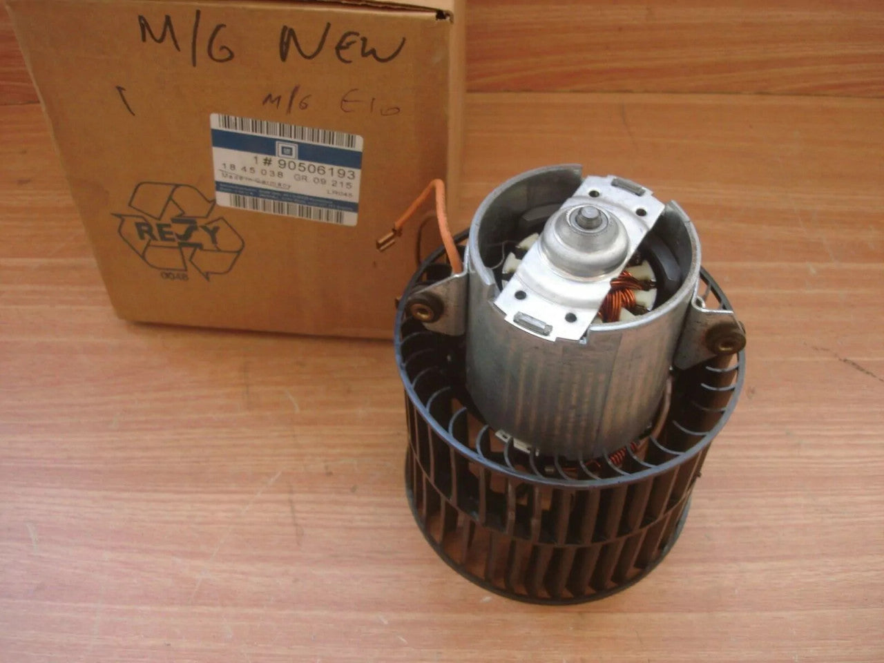 Blower Fan Motor fits Opel Vauxhall Astra F Calibra Vectra A Cavalier Genuine 90506193 View Rear