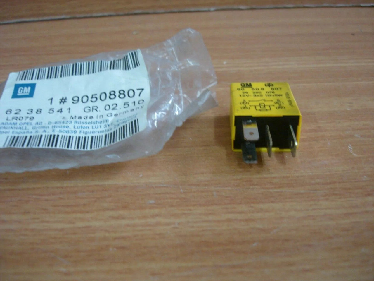 Relay Front Fog Light fits Opel Vauxhall Corsa B 90508807 Genuine View Rear