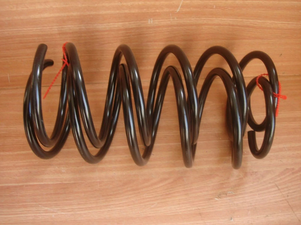 Coil Springs Set Front RHD fits Opel Vauxhall Omega B 90509080 Genuine View Front
