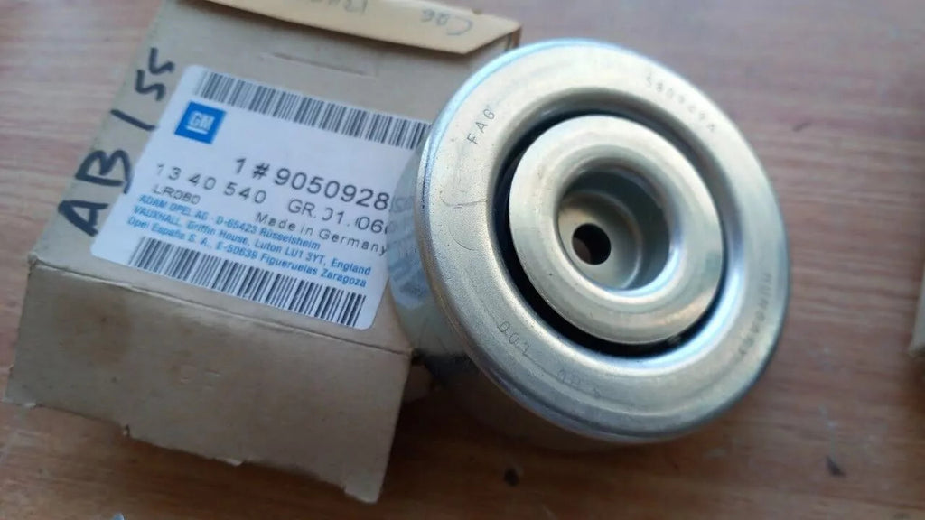 Rib Belt Pulley fits Opel Vauxhall Omega B BMW M41 M51 Diesel 90509282 Genuine View Right