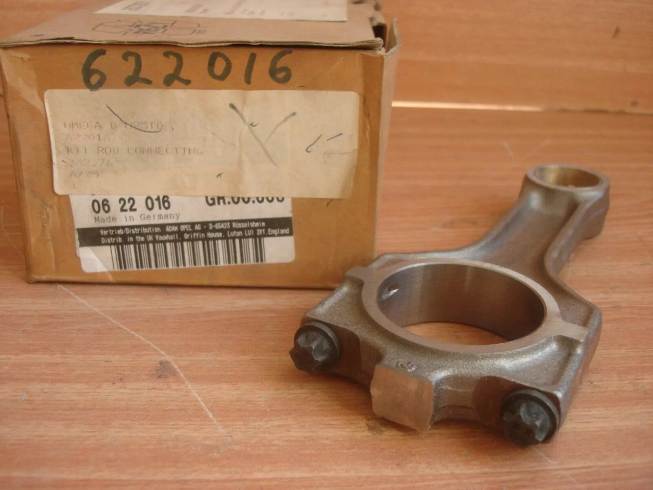 Conrod Set fits Opel Vauxhall Omega B U25TD X25TD BMW 90509300 Genuine View Rear