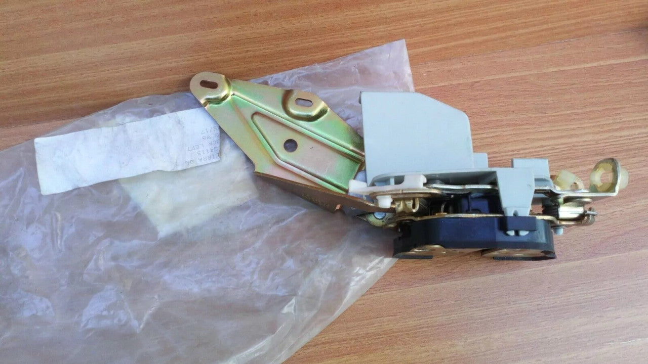 Door Lock Front Left RHD fits Opel Vauxhall Calibra 90509588 Genuine View Rear