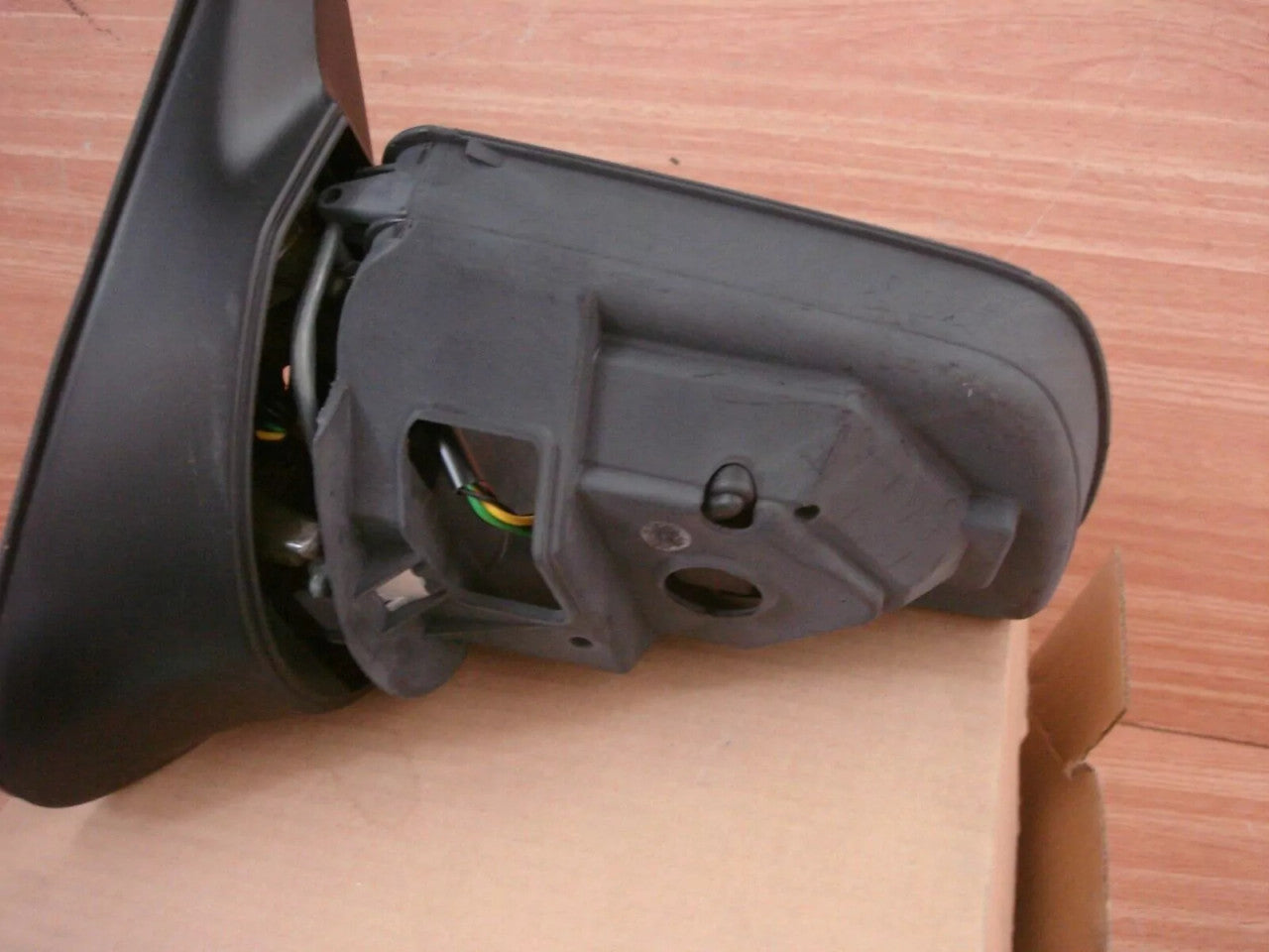 Wing Mirror Left fits Opel Vectra A Vauxhall Cavalier 90510431 Genuine View Rear
