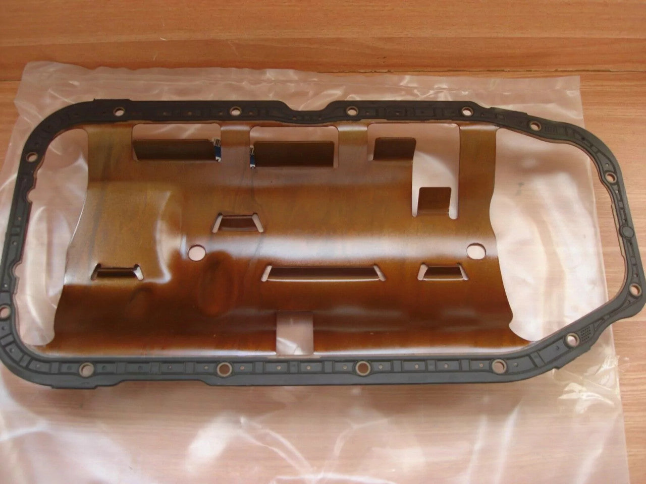 Bottom Gasket fits Opel Vectra A B Astra F Vauxhall Cavalier 90511901 Genuine View Right