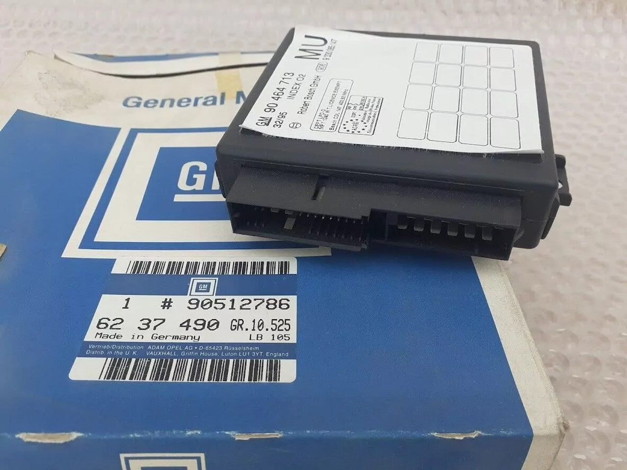 Central Locking Control Module fits Opel Vauxhall Omega B Vectra B 90512786 View Rear