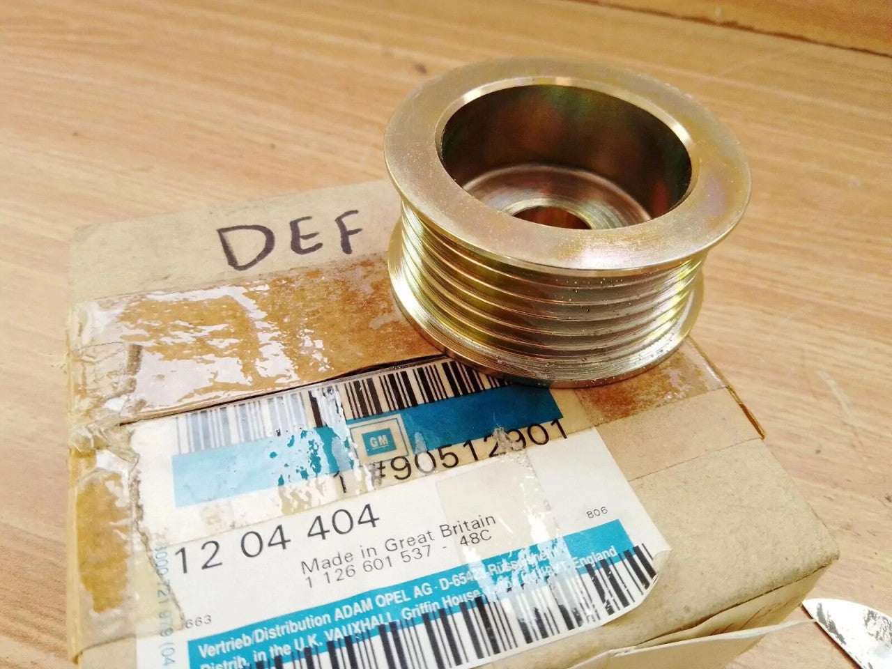 Alternator Pulley fits Opel Vauxhall Vectra B Omega B 90512901 Genuine View Front