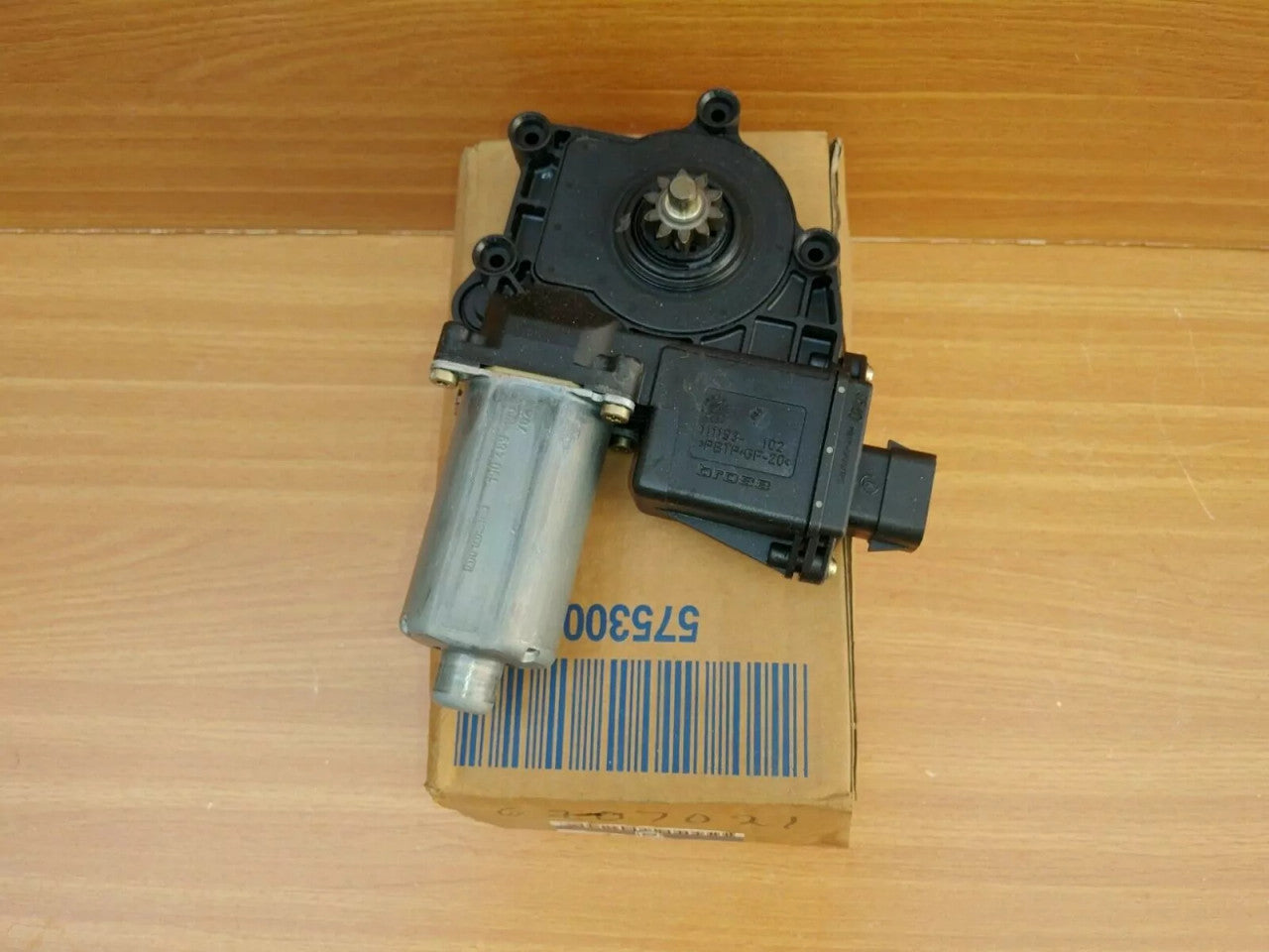 Window Motor Front Left fits Opel Vauxhall Vectra B 90520227 Genuine View Front