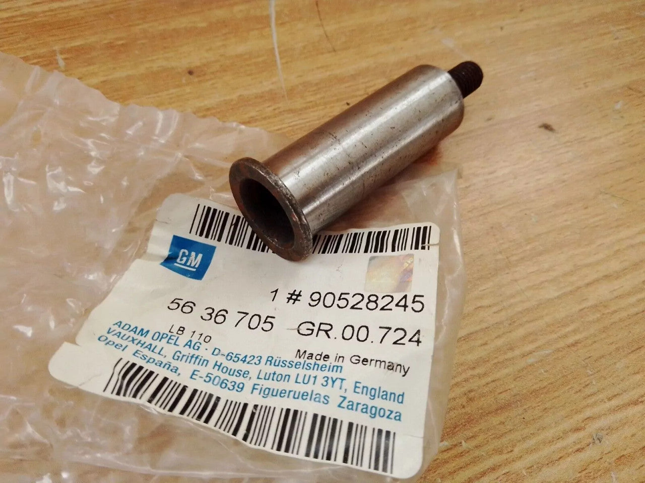 Timing Chain Guide Bolt fits Opel Vauxhall X20 X22 Y20 Y22 Diesel Genuine 90528245 View Front