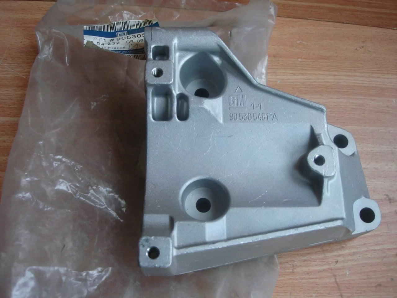 Bracket A/C Compressor & P/S Pump fits Opel Vauxhall Astra G X17DTL 90530548 View Front