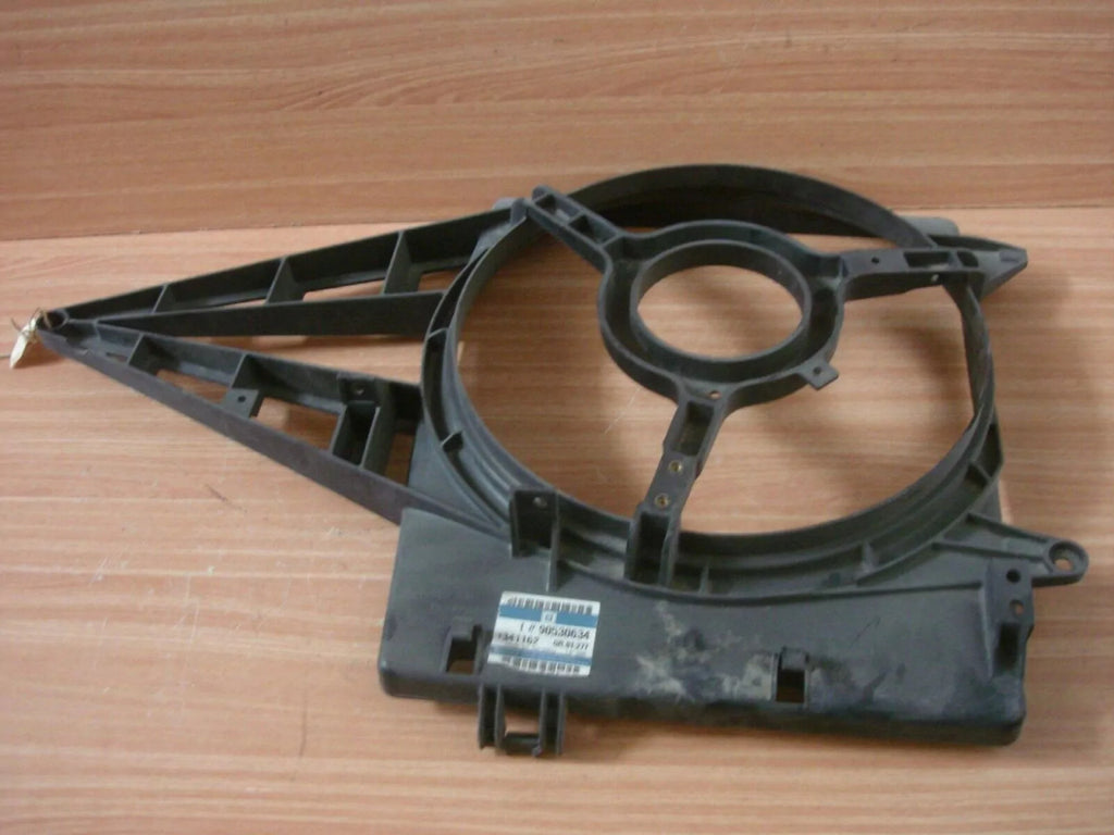 Engine Fan Shroud Cowl fits Opel Vauxhall Omega B 90530634 Genuine View Front