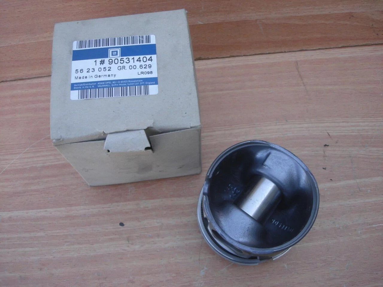 Piston fits Opel Vauxhall Vectra B Astra G Zafira A X20DTL STD Genuine 90531404 View Rear