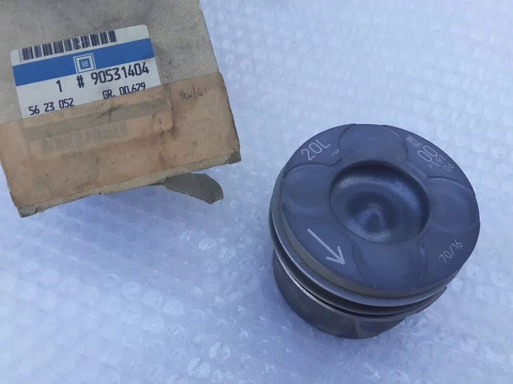 Piston fits Opel Vauxhall Vectra B Astra G Zafira A X20DTL STD Genuine 90531404 View Right