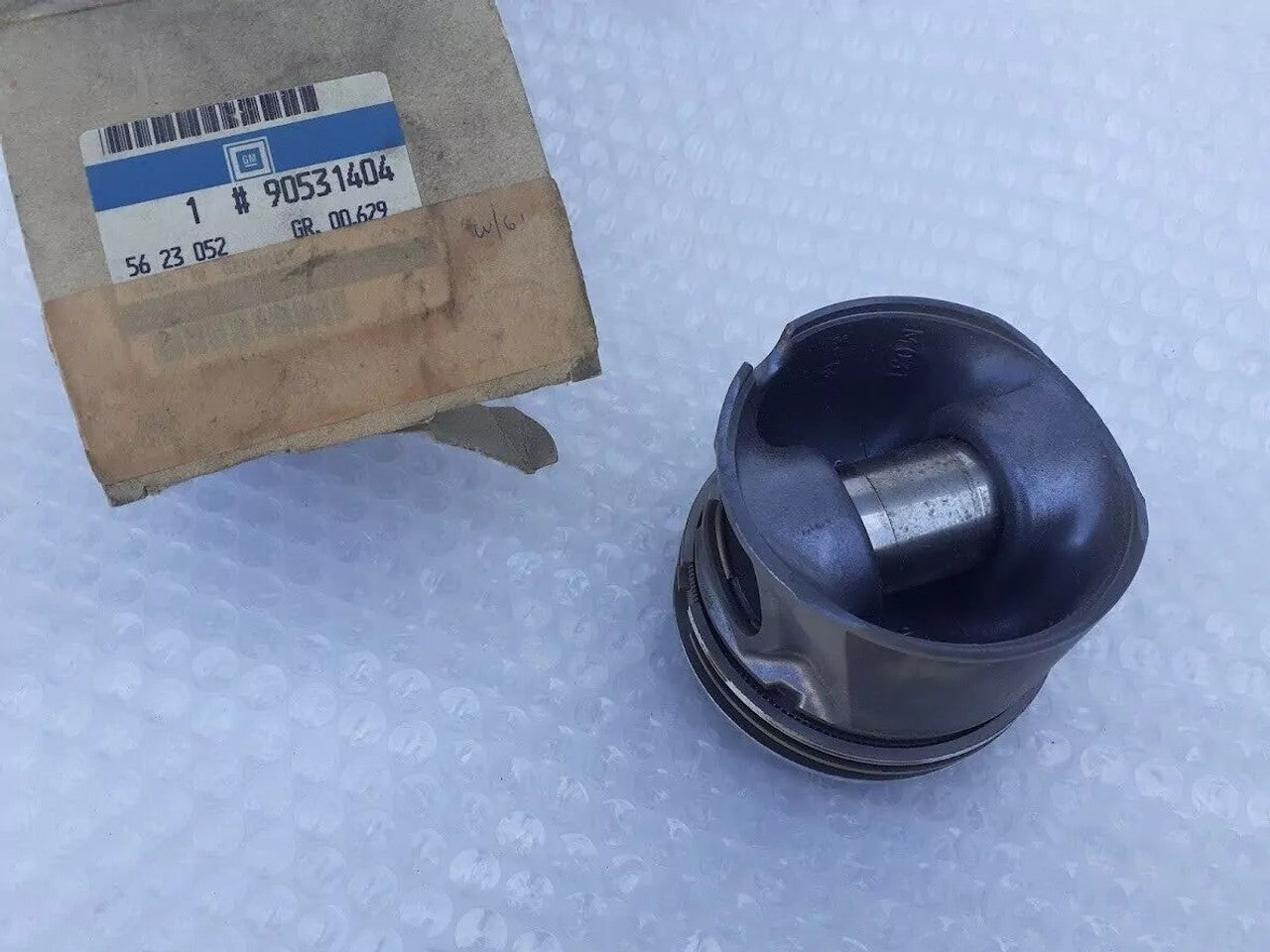 Piston fits Opel Vauxhall Vectra B Astra G Zafira A X20DTL STD Genuine 90531404 View Left