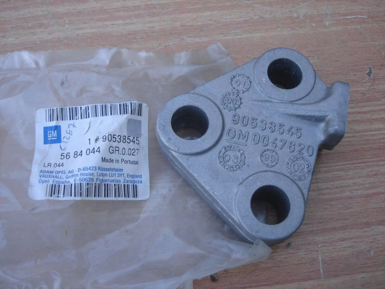 Engine Mount Bracket Left fits Opel Vauxhall Astra G H 90538545 Genuine View Rear