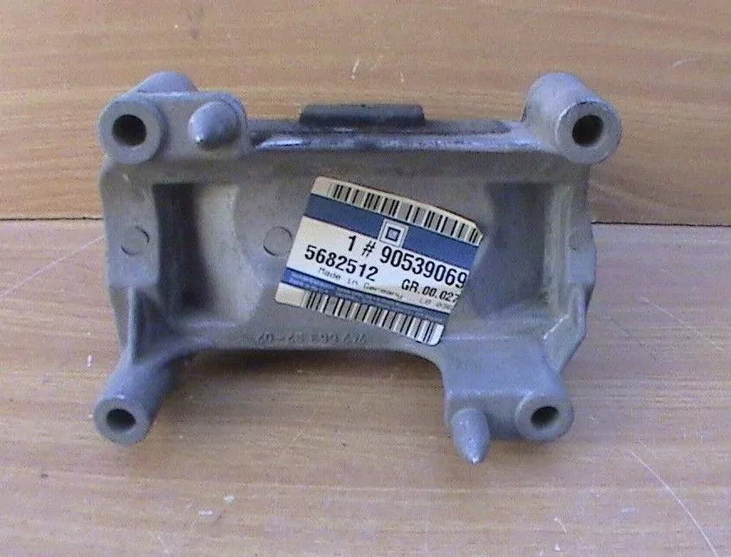 Engine Mount fits Opel Vauxhall Vectra B Diesel Rear A/T X17DTL 90539069 Genuine View Lower