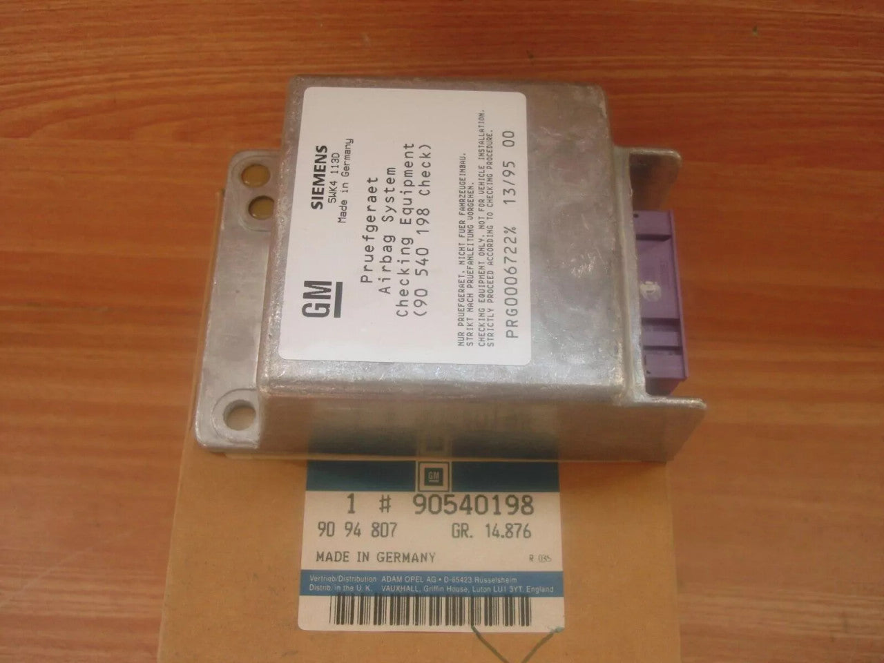 Control Unit fits Opel Vauxhall Astra F 90540198 Genuine View Front