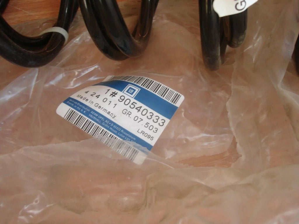 Coil Springs Set Rear fits Opel Vauxhall Vectra B 90540333 Genuine View Rear