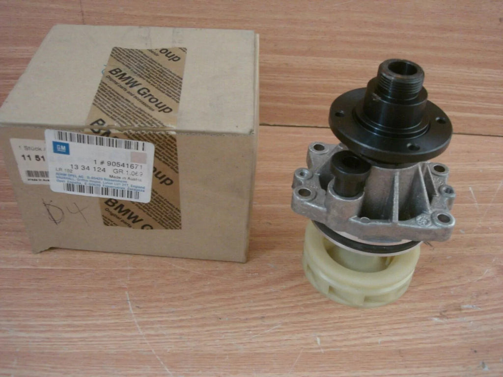 Water Pump fits Opel Vauxhall Omega B U25TD X25TD 90541671 Genuine View Front