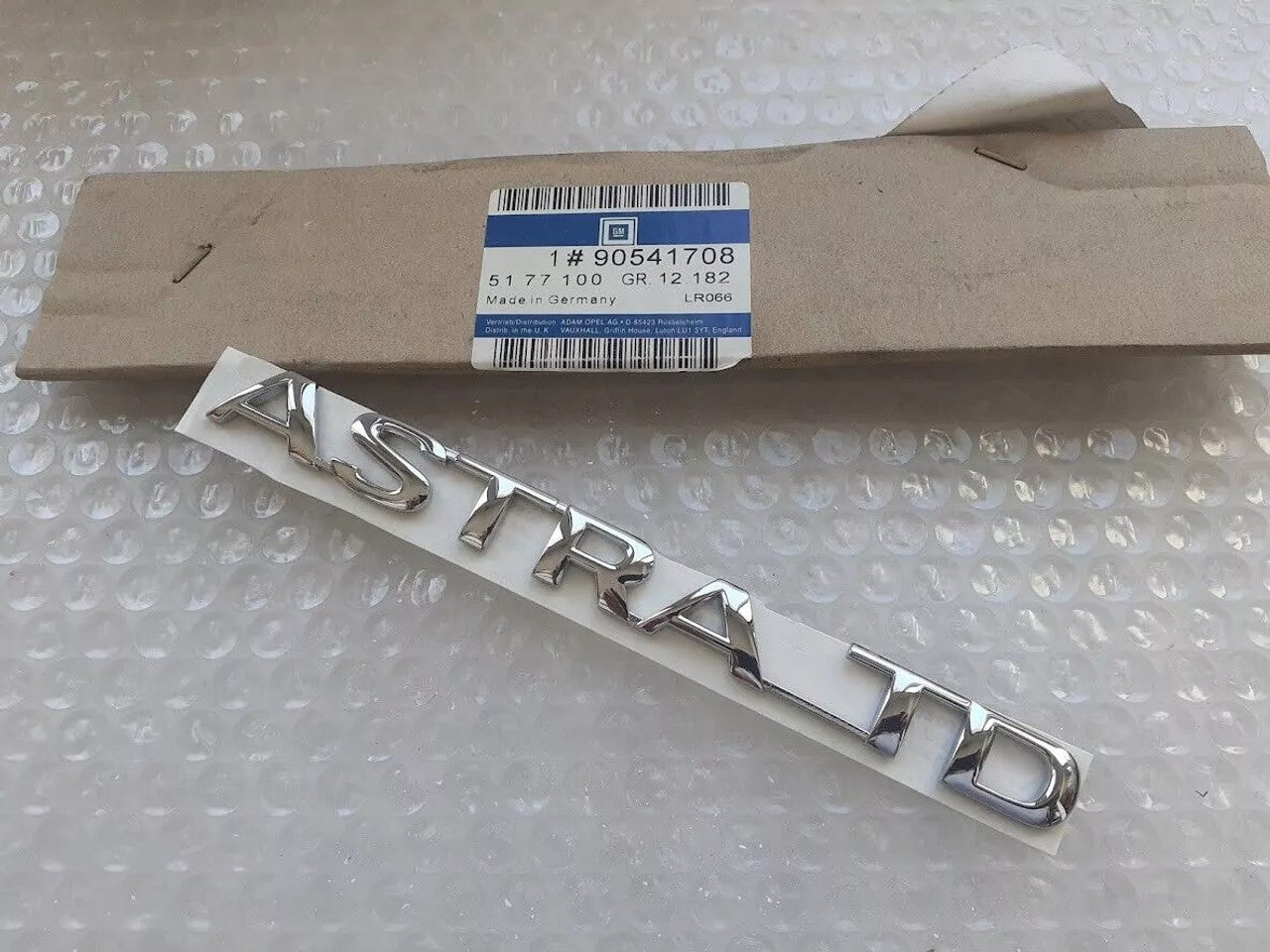 Name Plate Emblem ASTRA TD fits Opel Vauxhall Astra F 90541708 Genuine View Front