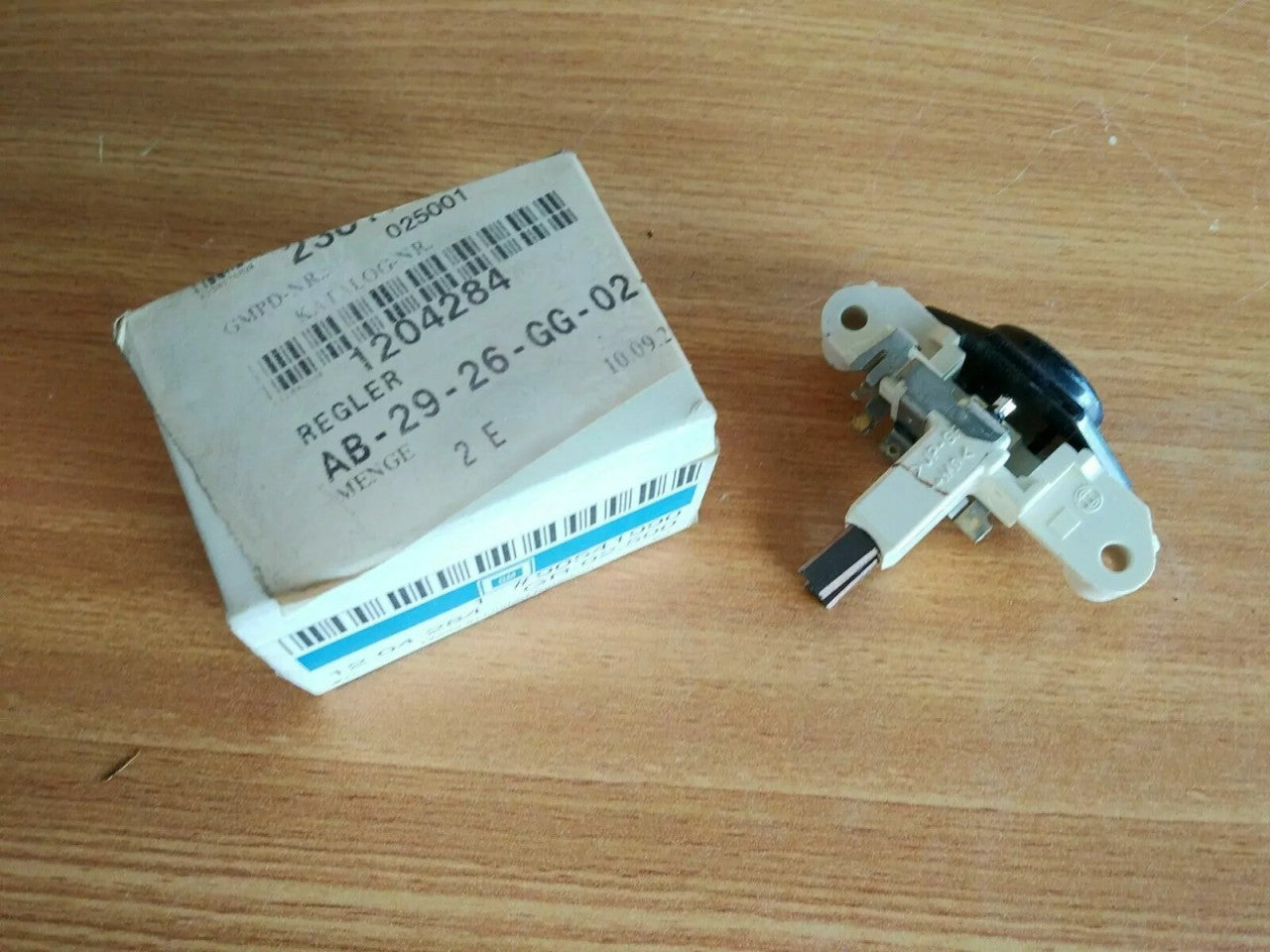 Voltage Regulator fits Opel Vauxhall Corsa B Tigra 90541990 Genuine View Rear