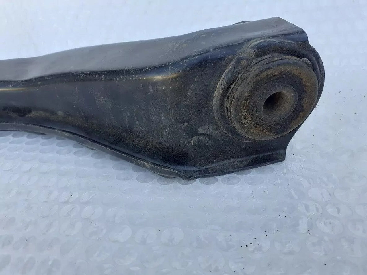 Control Arm Front Left fits Opel Vauxhall Corsa B 90542572 Genuine View Close Up Front