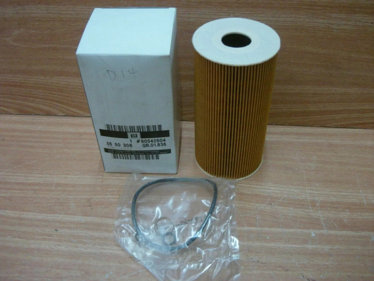 Oil Filter fits Opel Vauxhall Omega B U25TD X25TD BMW Land Rover Diesel Genuine 90542604 View Front