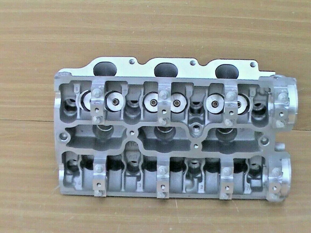 Cylinder Head fits Opel Vauxhall V6 X25XE Y26SE 90542758 Genuine View Front