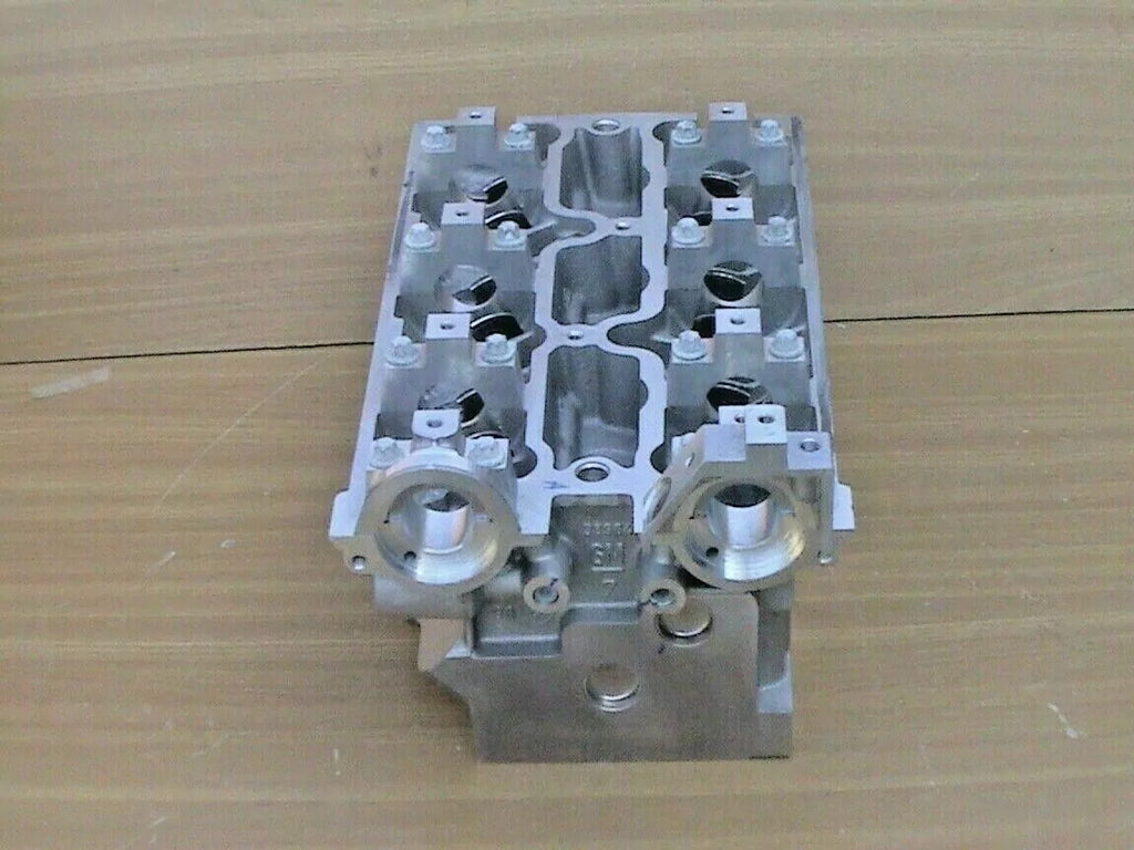 Cylinder Head fits Opel Vauxhall V6 X25XE Y26SE 90542759 Genuine View Upper