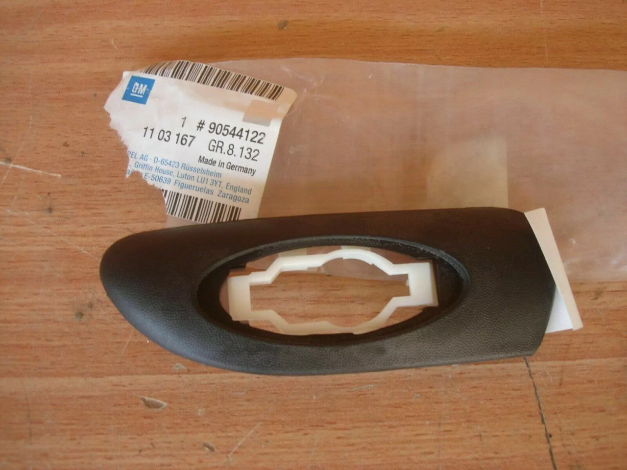 Fender Side Marker Light Bezel Left fits Opel Vauxhall Vectra B 90544122 Genuine View Front