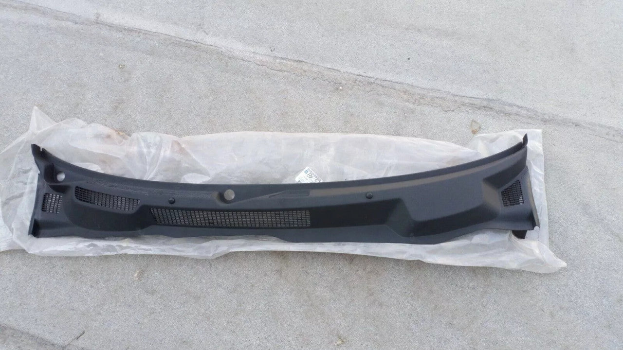 Water Deflector Panel fits Opel Vauxhall Astra G 90547035 Genuine View Front
