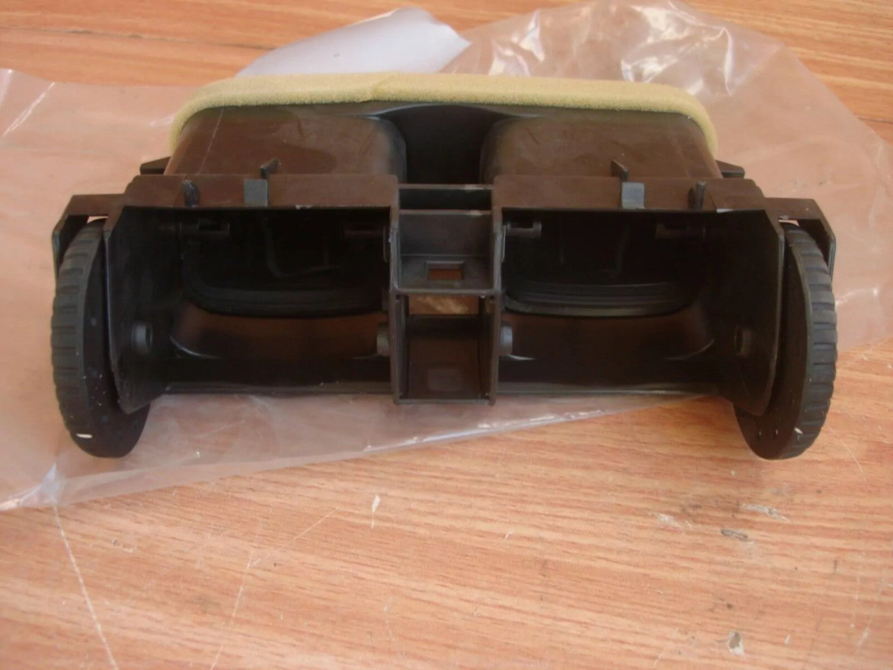 Housing Air Vent fits Opel Vauxhall Astra G 90560344 Genuine View Upper