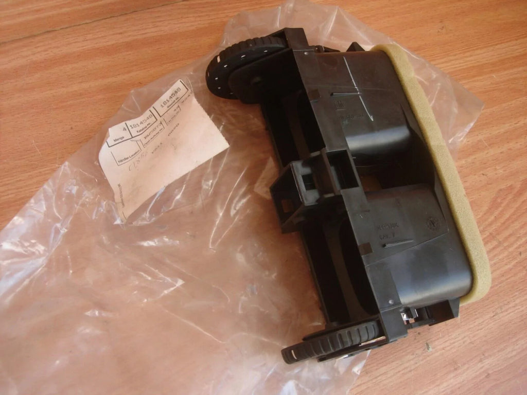 Housing Air Vent fits Opel Vauxhall Astra G 90560344 Genuine View Lower