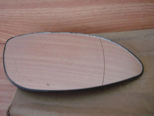 Wing Mirror Glass Right fits Opel Vauxhall Vectra B 90569692 Genuine View Front