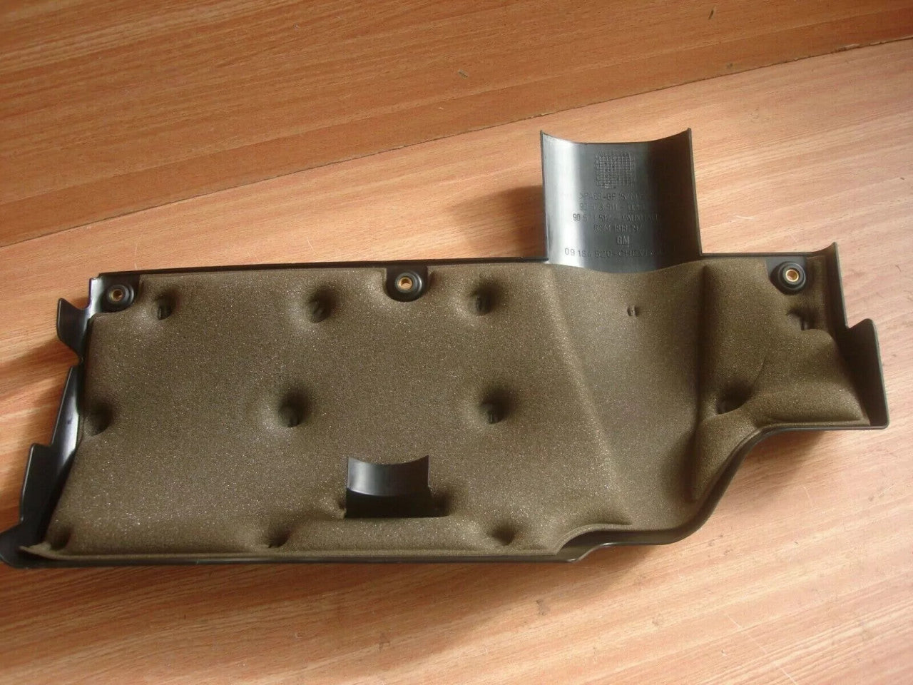 Engine Cylinder Head Cover Cap fits Opel Vauxhall Astra G Zafira A X20DTL Y20DTL 90573511 View Rear