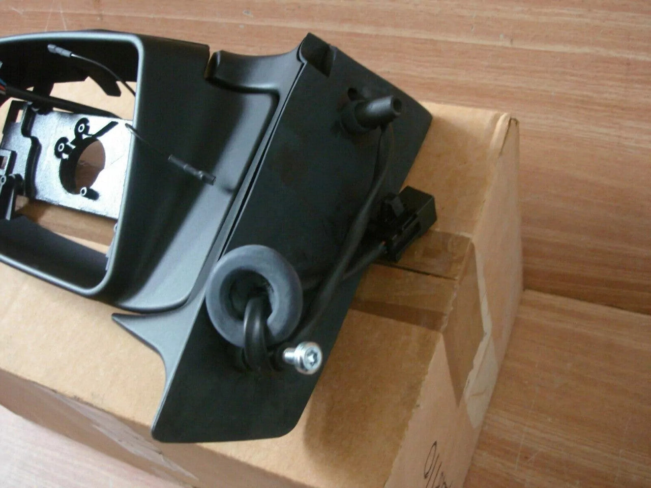Wing Mirror Right RHD fits Opel Vauxhall Zafira A 90580746 Genuine View Left