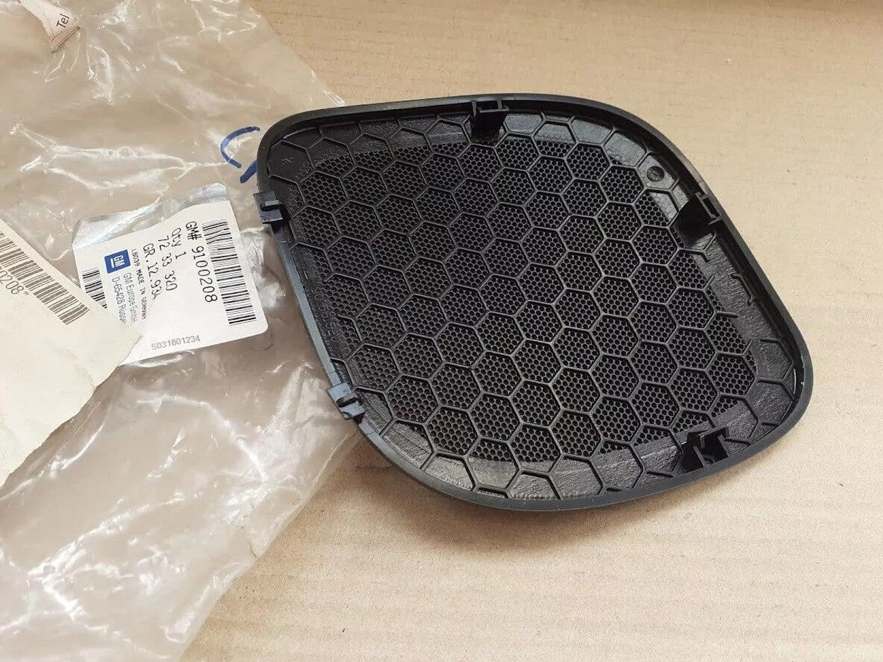 Speaker Cover Front Door Right fits Opel Vauxhall Astra G 9100208 Genuine View Rear