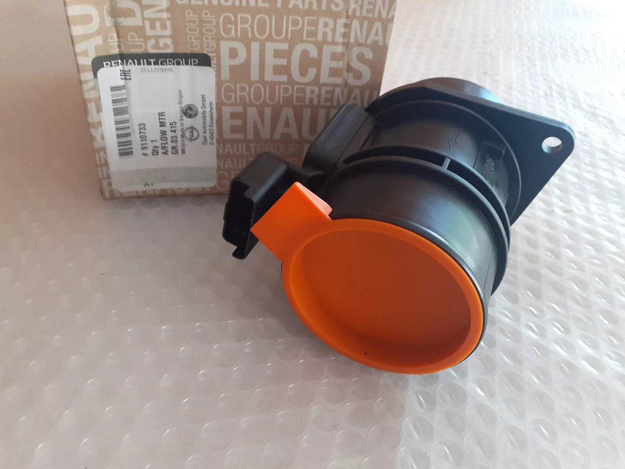 Air Flow Mass Meter Sensor fits Opel Vauxhall Movano A Vivaro A Renault 9110733 View Front