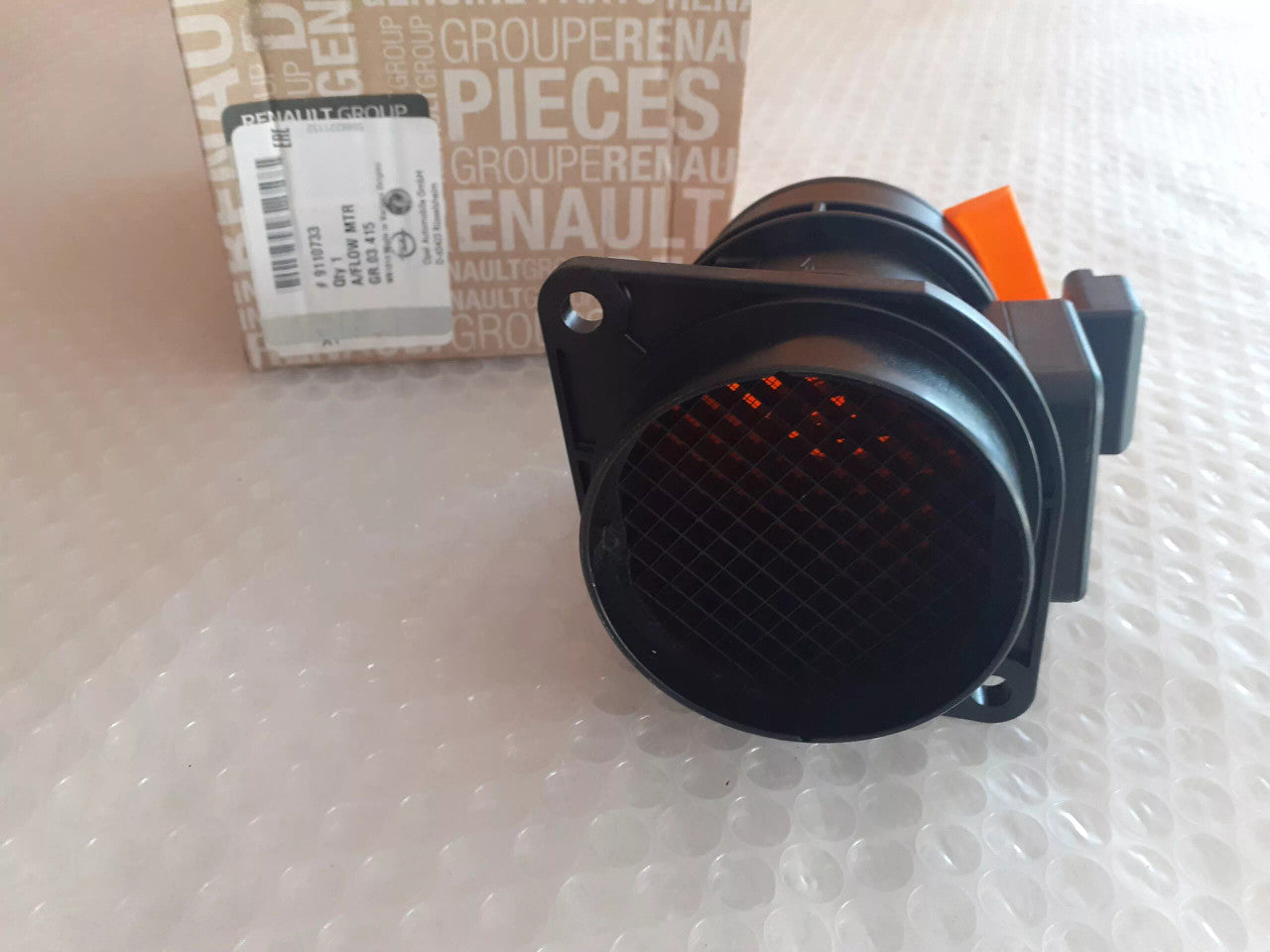 Air Flow Mass Meter Sensor fits Opel Vauxhall Movano A Vivaro A Renault 9110733 View Rear