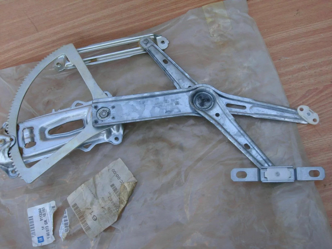 Window Regulator Front Right Manual fits Opel Vauxhall Corsa C 9113360 Genuine View Front