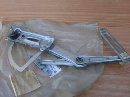 Window Regulator Manual Front Right fits Opel Vauxhall Corsa C 9113366 Genuine View Front