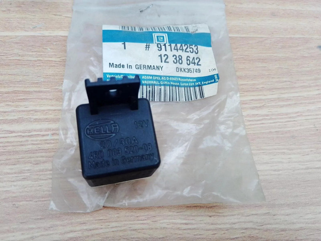 Relay fits Opel Vauxhall Frontera A Isuzu MU Wizard 91144253 Genuine View Rear