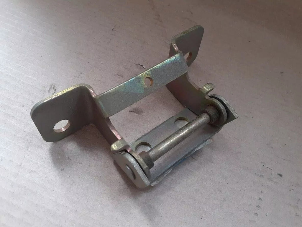 Tailgate Hinge fits Opel Vauxhall Frontera A Isuzu MU 91144490 Genuine View Rear