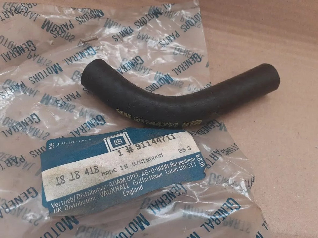 Heater Hose RHD fits Opel Vauxhall Frontera A Isuzu MU 91144711 Genuine View Front